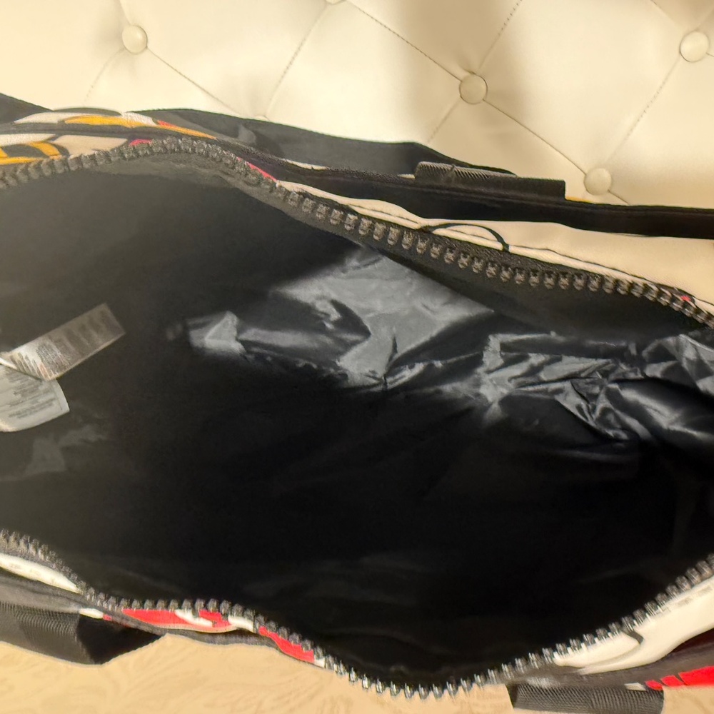 Fun Disney Mickey Mouse Bag - Picture 5 of 8